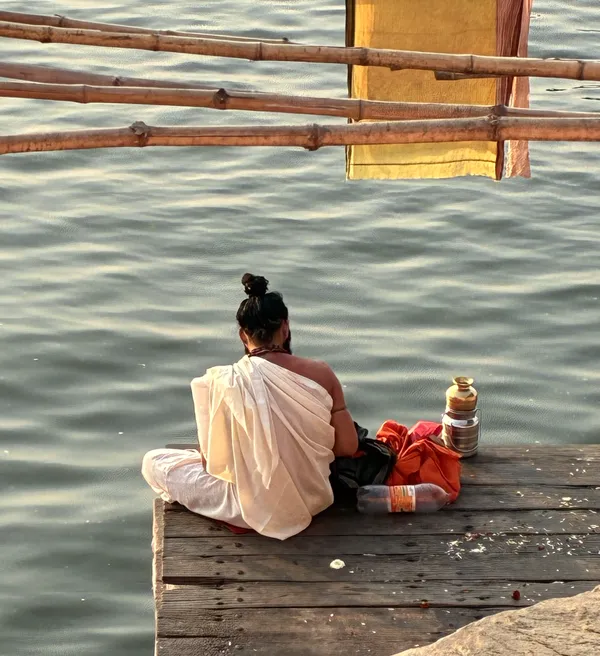 Live Indian spirituality in three of its most sacred places.